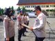 Kapolda Sulsel Memberikan Penghargaan Kepada Personil Polri yang Berprestasi