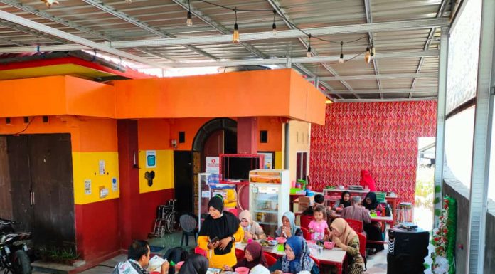 Warung Assyifa Kuliner Buka di Bumi Butta Toa Bantaeng