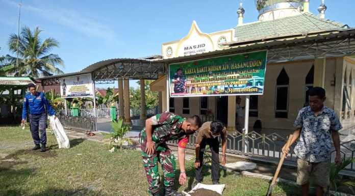 Peduli Mesjid Menyambut Bulan Suci Ramadhan 1443 Hijriah, Dibuktikan Dengan Karya Bakti Koramil 1421-06/Segeri