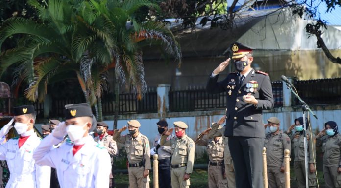 Kapolres Takalar AKBP Gotam Hidayat, S.I.K., M.Si Jadi Inspektur Upacara Peringatan Gugurnya Pahlawan Nasional