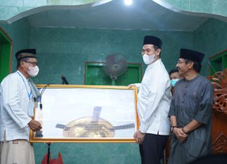 Malam 19 Ramadhan, Bupati MYL Tarwih Bersama Jamaah Masjid Raodhatul Solihin Kalabbirang Pangkep