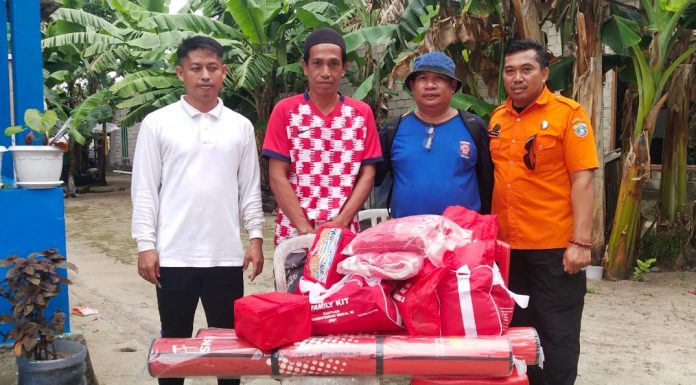 Berlayar ke Kalmas, Dinsos Antar Bantuan Untuk Korban KM Ladang Pertiwi