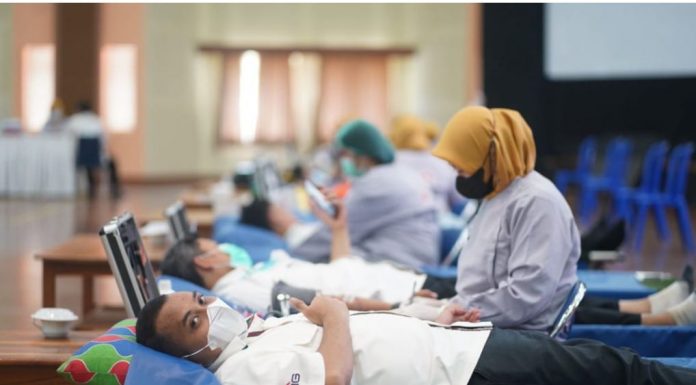 Sambut Peringatan HUT Ke-77 Tahun Republik Indonesia, PT Semen Tonasa Pangkep Gelar Donor Darah