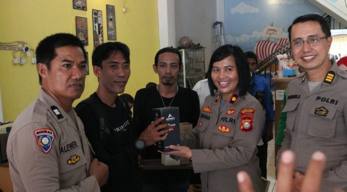 Kapolsek Mamajang Ngopi Bareng Awak Media, Pererat Silaturahim dan Bangun Komunikasi Dengan Insan Media