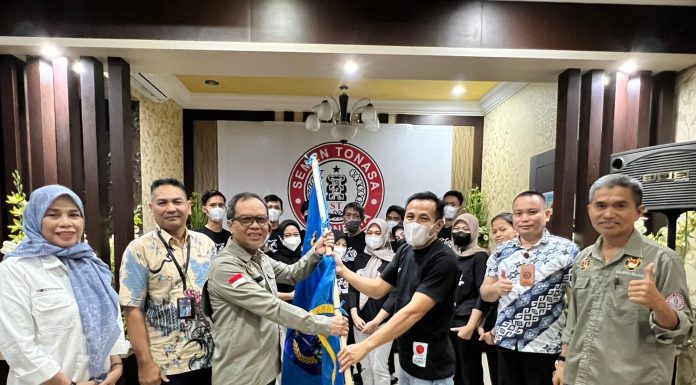 Dirut PT Semen Tonasa Pangkep Lepas Atlet Kejuaraan Internasional Kempo Sulsel