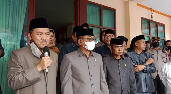 Demo HMI Tolak Kenaikan BBM di Respon DPRD Pangkep Dengan Kesepahaman