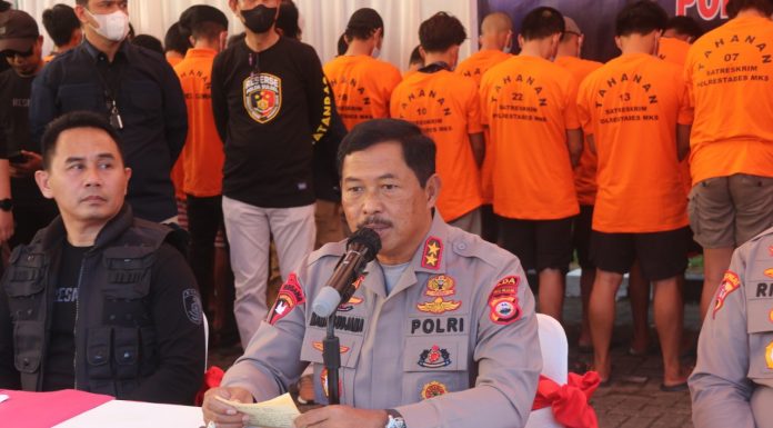 Kapolda Sulsel Pimpin Press Release Hasil Operasi SIKAT LIPU 2022, Sukses Ungkap 1.607 Kasus di Tahun 2022