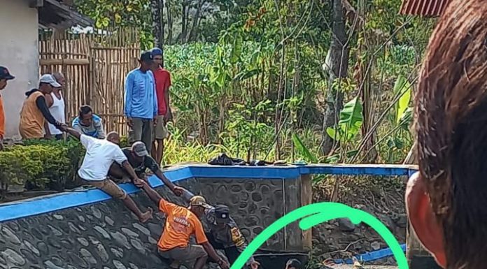 Seorang Bocah Usia Sekolah Dasar Ditemukan Tewas Mengambang di Bendungan Sungai Ponorogo, Jawa Timur