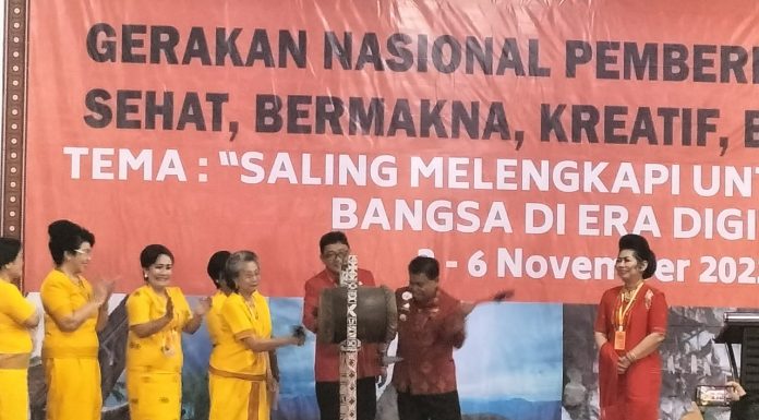 Ratusan Peserta Menghadiri Gerakan Nasional Pemberdayaan Lansia dan Lintas Generasi di Toraja Utara