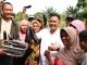 Bupati Bantaeng Dr.H. Ilham Syah Azikin Panen Terong Ungu di Kaloling, Bantu Petani Dua Unit Hans Sprayer