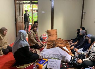 Wawali Fatmawati Rusdi Melayat ke Rumah Duka Mantan Kasatpol PP Makassar