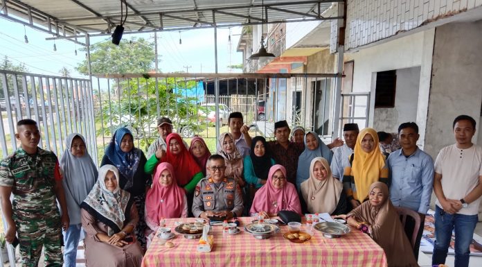 Kapolsek Minasatene Bersama Forkopimcam Lakukan Jum’at Curhat di Kelurahan Bonto Pangkep
