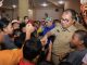 Bahagianya Pengungsi Al Abrar Alauddin Dikunjungi Danny Pomanto, Bareng Indomaret Salurkan Bantuan ke Pengungsi Banjir