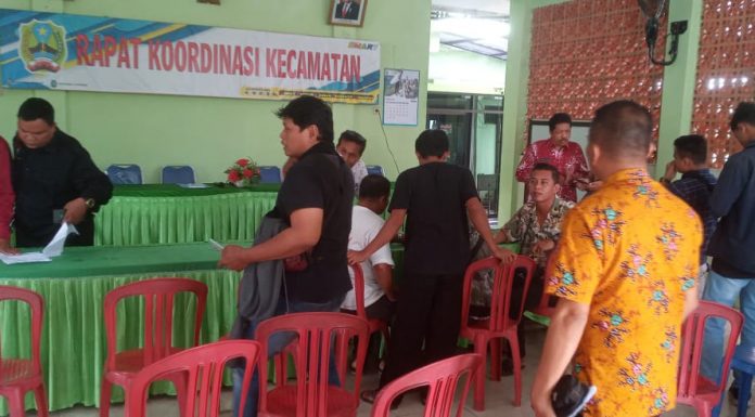 Puluhan Warga Desa di Magetan Berunjuk Rasa, Tuntut Kades Diduga Cabul Diproses Hukum