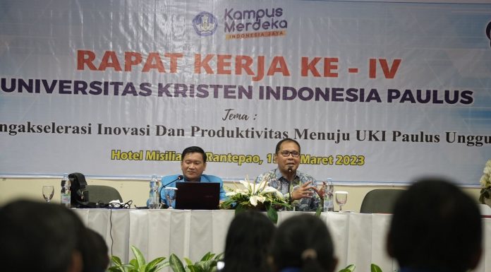 Danny Pomanto Sharing Cara Majukan Makassar Lewat Inovasi Lorong Wisata-Metaverse di Raker UKI Paulus