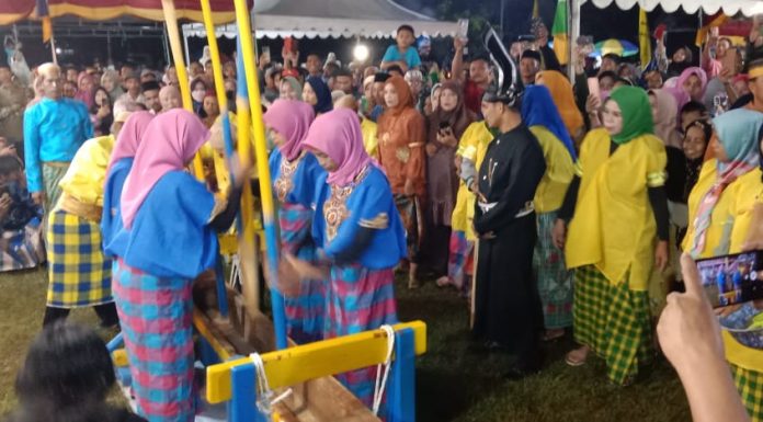 Pemerintah Desa Barabatu Pangkep, Sukses Selenggarakan Pesta Mappadendang Masyarakat Tumpah-ruah Kelapangan