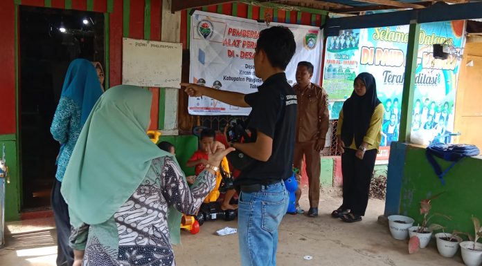 PAUD Al Faraby dan PAUD Lainnya Terima Bantuan Alat Permainan Dari Pemerintah Desa Barabatu Pangkep