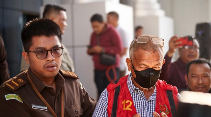 Tim Tabur Intelligent Kejati Sulsel Berhasil Amankan Buron Terdakwa Penganiayaan