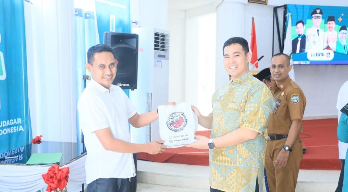 Ratusan Pelaku Usaha Ikuti Sosialisasi Sertifikasi Halal, Sosialisasi Dibuka Bupati Pangkep MYL
