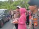 Wujud Kepedulian Kepada Masyarakat, Polres Bantaeng Bagi-bagi Takjil Gratis di Bulan Suci Ramadhan