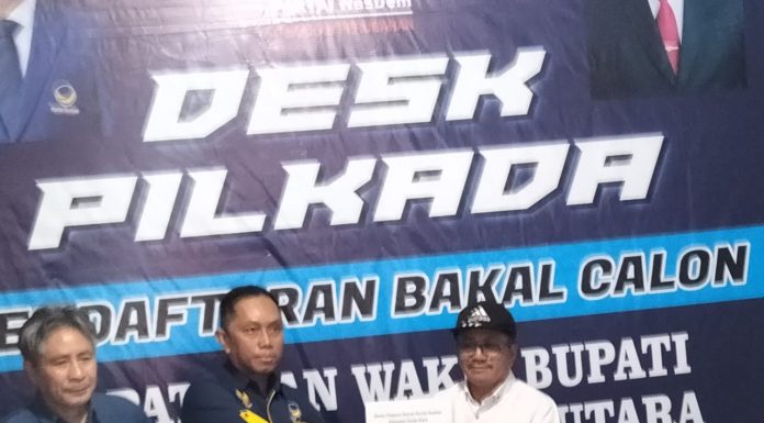 Bupati Yohanis Bassang Ketua Golkar Mendaftar Sebagai Balon Bupati di Partai NasDem Toraja Utara