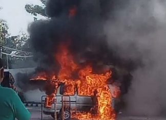 Usai Isi BBM, Minibus Tinggal Kerangka Terbakar di SPBU Takeran Magetan