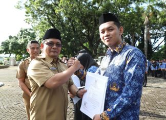 Serahkan SK Kepada 287 PPPK, Ini Pesan Penjabat Bupati Bantaeng