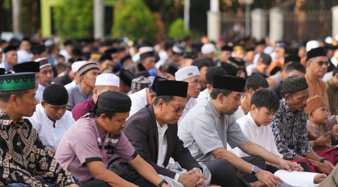 Shalat Idul Adha di PT Semen Tonasa, Khatib H. Ramli Bakka, Lc, MA: Jejak Cinta Nabi Ibrahim, Antara Palestina dan Makkah