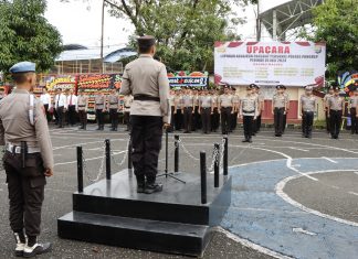 Kapolres AKBP Ari Kartika Bhakti Pimpin Upacara Kenaikan Pangkat 37 Personel Polres Pangkep