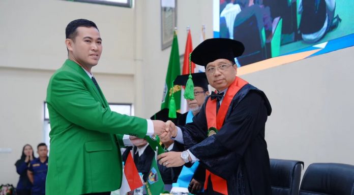 Bupati Pangkep, Muhammad Yusran Lalogau (MYL) Raih Gelar Doktor Bidang Ilmu Perikanan