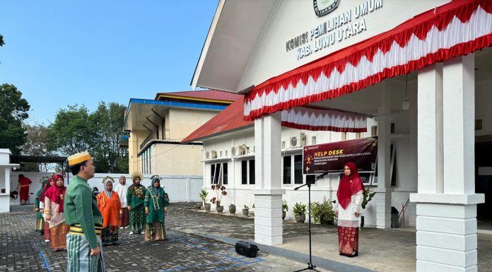 Semarak Hari Kemerdekaan di KPU Luwu Utara, Refleksi dan Amanah di Tengah Upacara Khidmat
