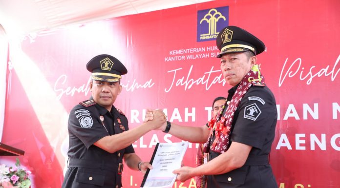 Pj Bupati Bantaeng Bersama Unsur Forkopimda Hadiri dan Saksikan Sertijab Ka Rutan Bantaeng