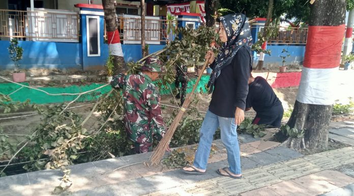 Koramil 1421-08/Liukang Tangaya Pangkep, Gelar Karya Bhakti Pembersihan Selokan