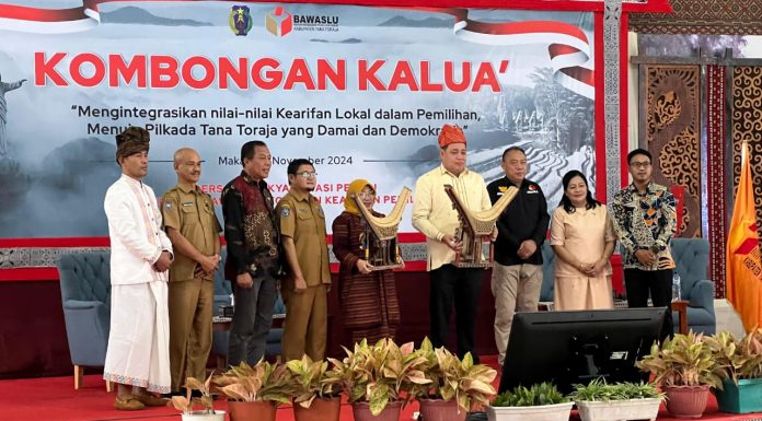 Bawaslu Tana Toraja Ajak Masyarakat Tanamkan Nilai Kearifan Lokal Toraja Dalam Pilkada 2024