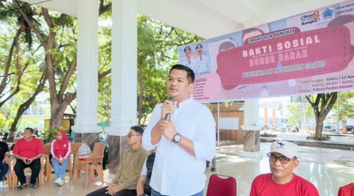 Wujud Kepedulian Sesama, Pemkab Bantaeng Gelar Baksos Smart ASN Bangkit di Pantai Seruni