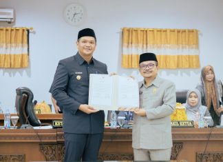 Rapat Paripurna, Bupati Bantaeng Sampaikan LKPJ Tahun Anggaran 2024 Di Hadapan Wakil Rakyat Bantaeng