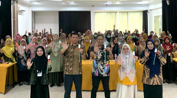 UNICEF dan Jenewa Perkuat Tim Asuhan Gizi Dinkes Soppeng Tangani Gizi Buruk