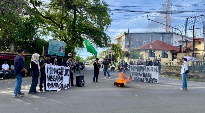 IPMIL Raya Parepare Kepung Jalan Trans Sulsel, Tagih Janji Presiden Soekarno Soal Provinsi Luwu Raya