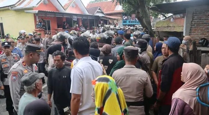 Polres Bantaeng Kawal Ketat Eksekusi Rumah di Mammapang Kabupaten Bantaeng Berlangsung Aman