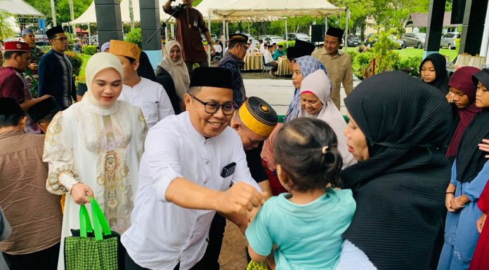 Ramadan Penuh Berkah, Ketua DPRD Luwu Utara: ‘Silaturahmi, Santunan Anak Yatim, dan Seruan Persatuan di Bulan Suci ini