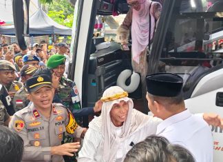 321 Jamaah Bantaeng Kembali Dengan Selamat, Bupati Uji Nurdin Apresiasi Penyambutan Kepulangan Jamaah Haji