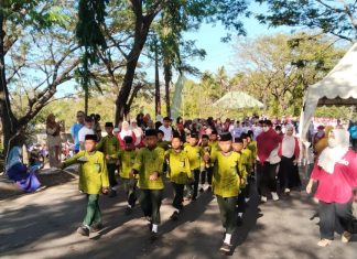 SD Nurul Hidayah Sapanang Jeneponto Tampil Kompak dan Penuh Semangat di Lomba Gerak Jalan Indah HUT Kemerdekaan RI Ke-81