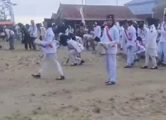 Paskibra Enrekang Dapat Menjadi Keteladanan dan Patut Diapresiasi Daerah Lain Dengan Membersihkan Tempat Upacara