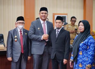 Bupati Bantaeng Lantik Inspektur Baru dan Tenaga Pendidik